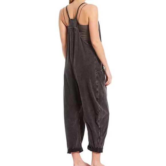 Free People Hot Shot Onesie - Washed Black NWT - Picture 4 of 8